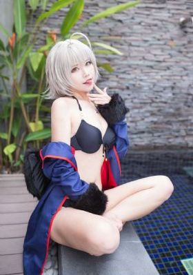 美女要看免费乱伦视频_DVD在线视频播放