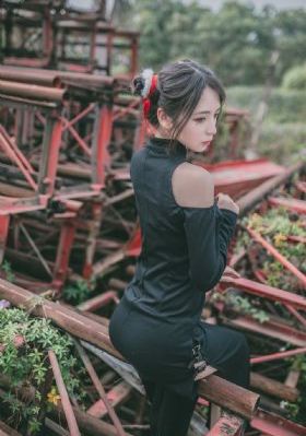 亚洲精品18久久久久久丰满片_1080神马在线观看